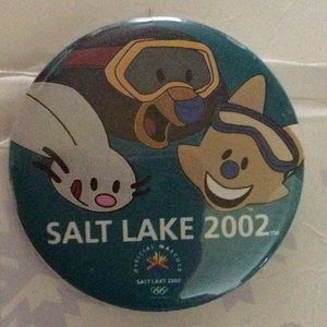 4 Olympic 2002 Button Pack
